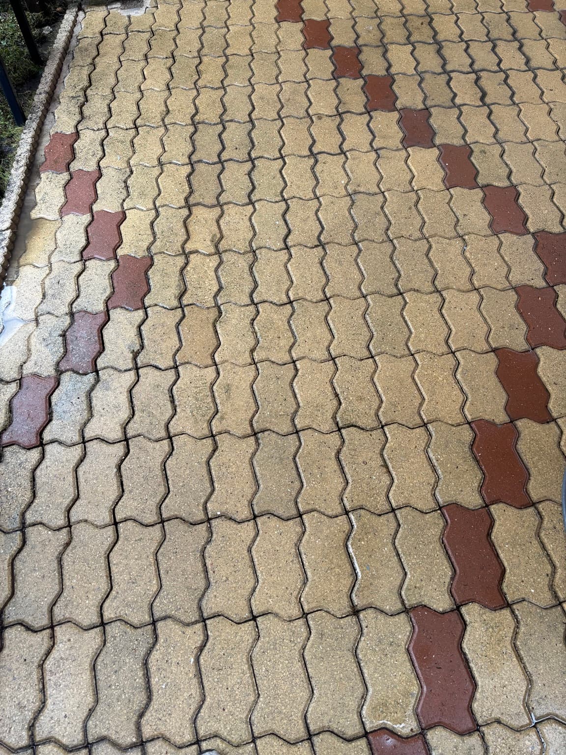 Zone pavée après nettoyage Maison Neuve